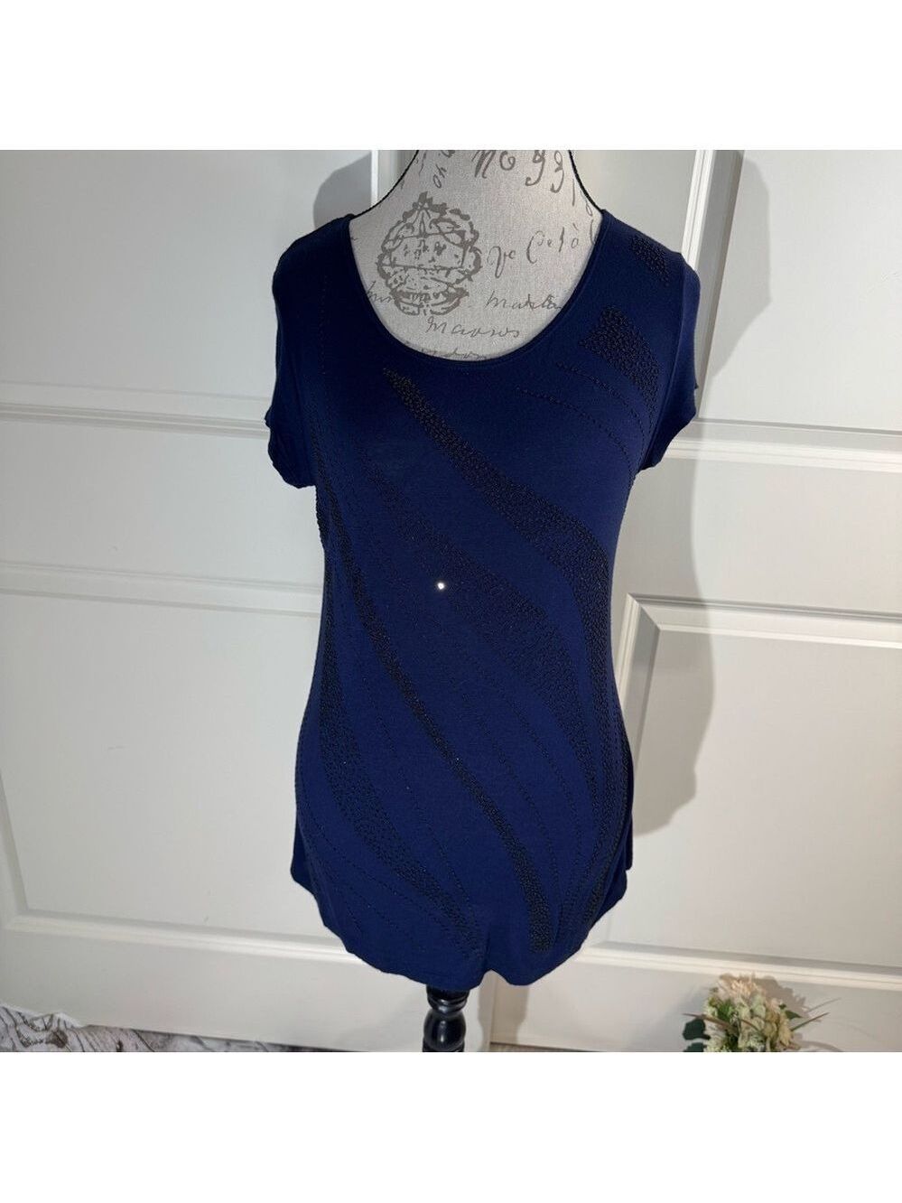 Carole Little Navy Short Sleeve Scoop Neck Top With Beading Pl